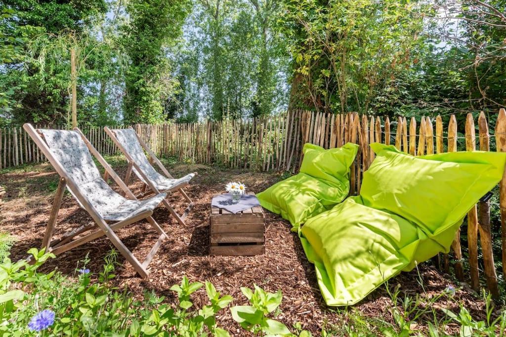 Au Pied Du Frene Villa Herzeele Bagian luar foto
