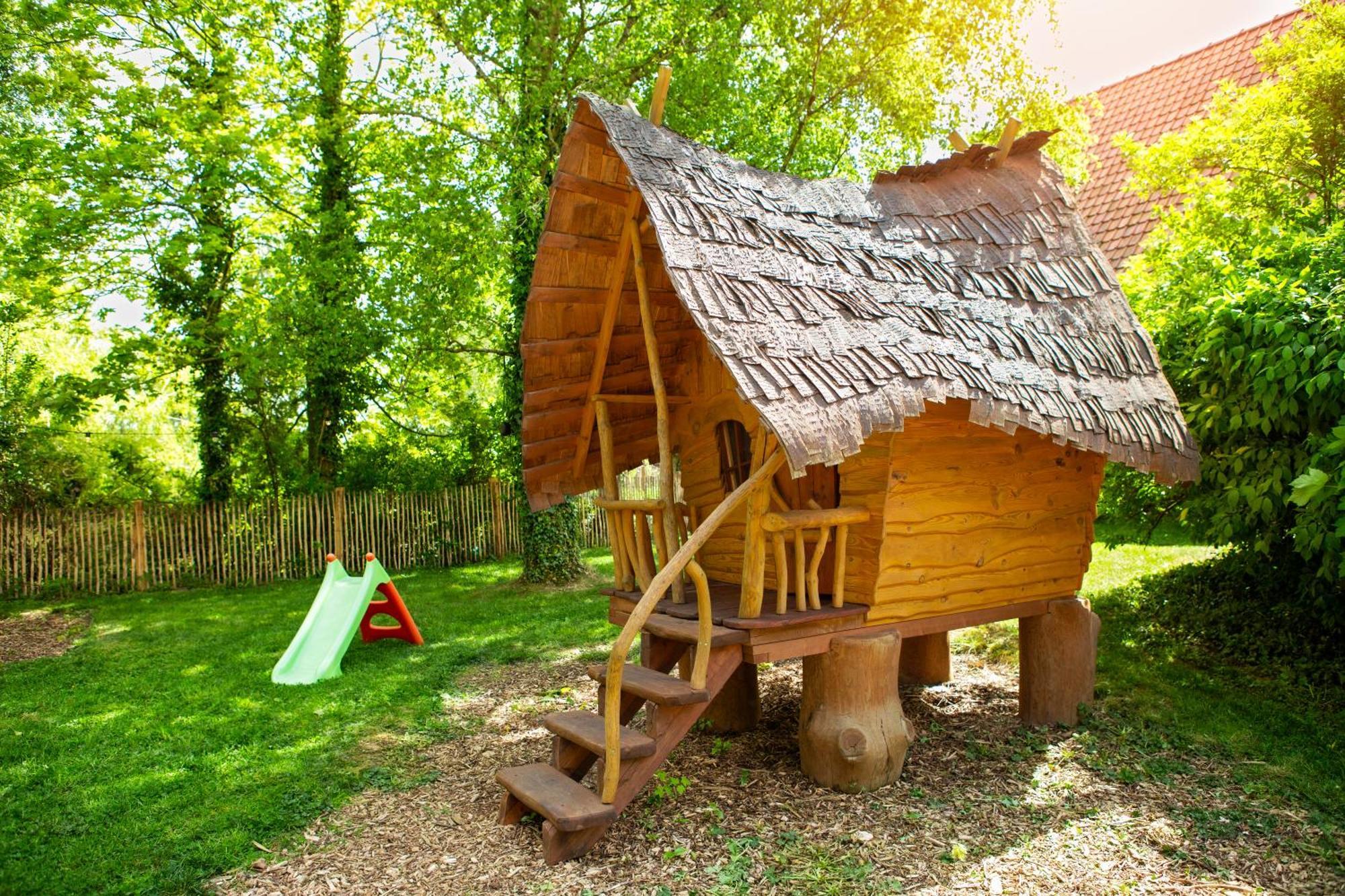 Au Pied Du Frene Villa Herzeele Bagian luar foto